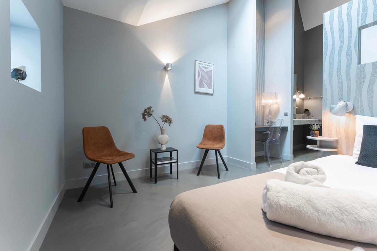 Suite With Wellness Nextdoor And Kitchen Access Oss Exteriér fotografie